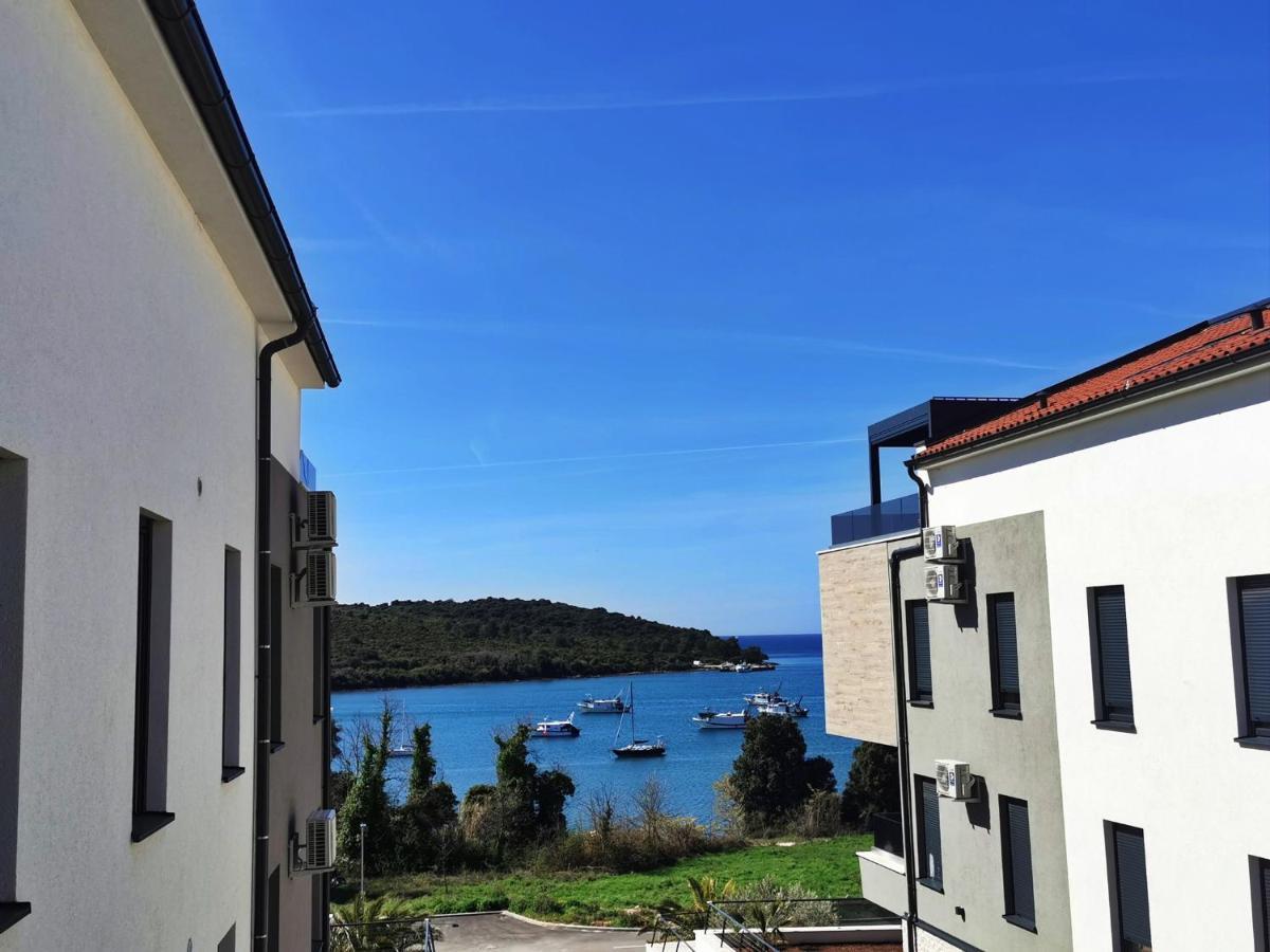 Appartamento Black Pearl - Luxury Seaside App With Pool & Bbq, Istra Banjole