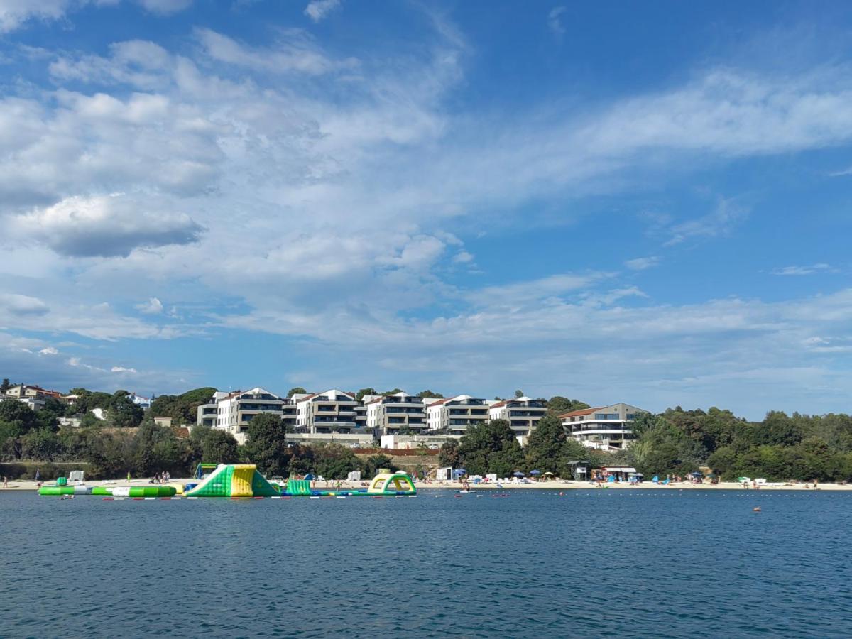 Appartamento Black Pearl - Luxury Seaside App With Pool & Bbq, Istra *